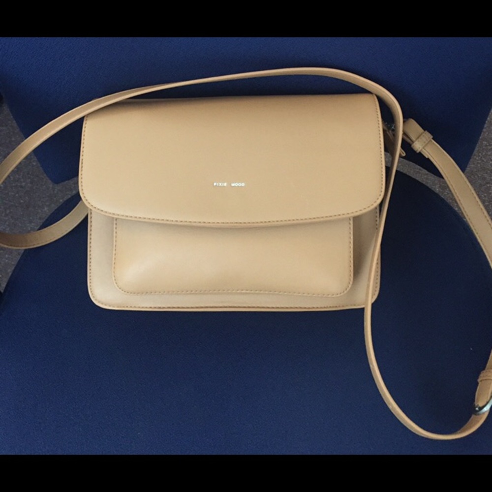 Pixie Mood Zoe Crossbody Bag in Honey. BNIP!